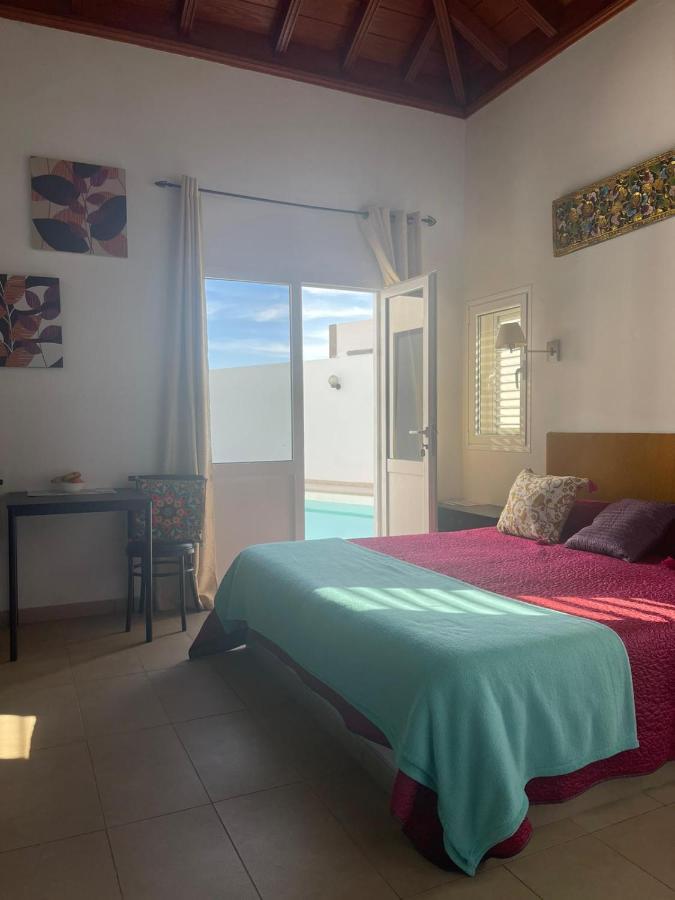 El Limonero Apartment ติอาส ภายนอก รูปภาพ
