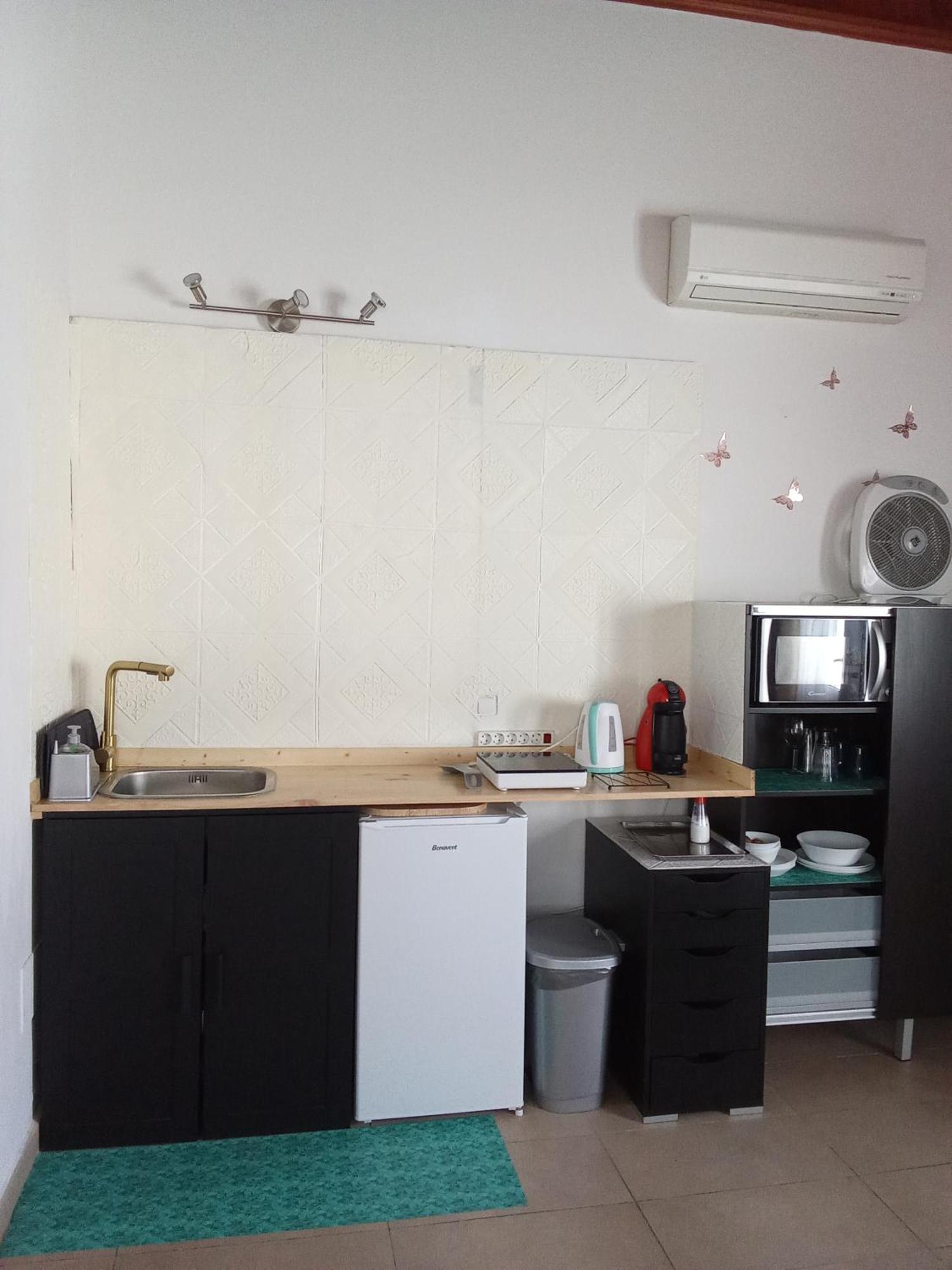 El Limonero Apartment ติอาส ภายนอก รูปภาพ