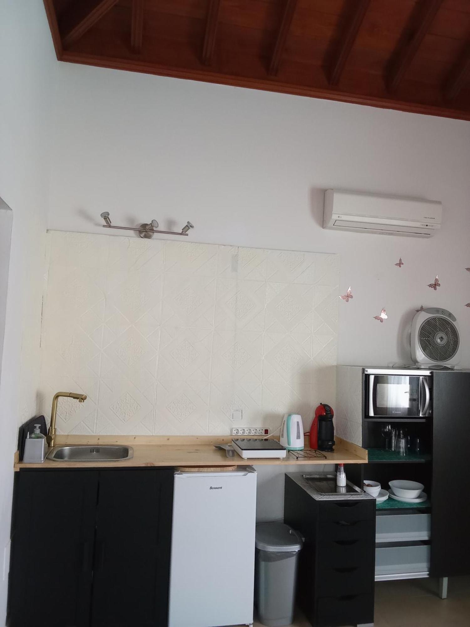 El Limonero Apartment ติอาส ภายนอก รูปภาพ